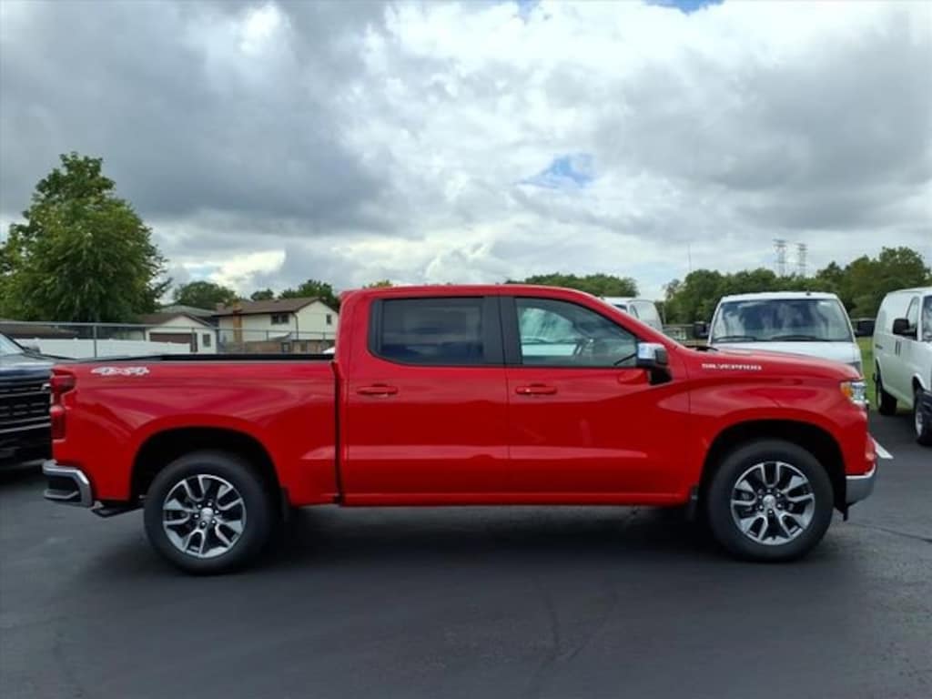 New 2025 Chevrolet Silverado 1500 LT Truck
