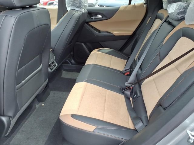 2026 Chevrolet Equinox ACTIV - Photo 9