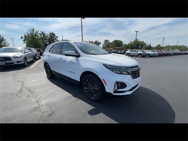 2022 Chevrolet Equinox RS photo 2