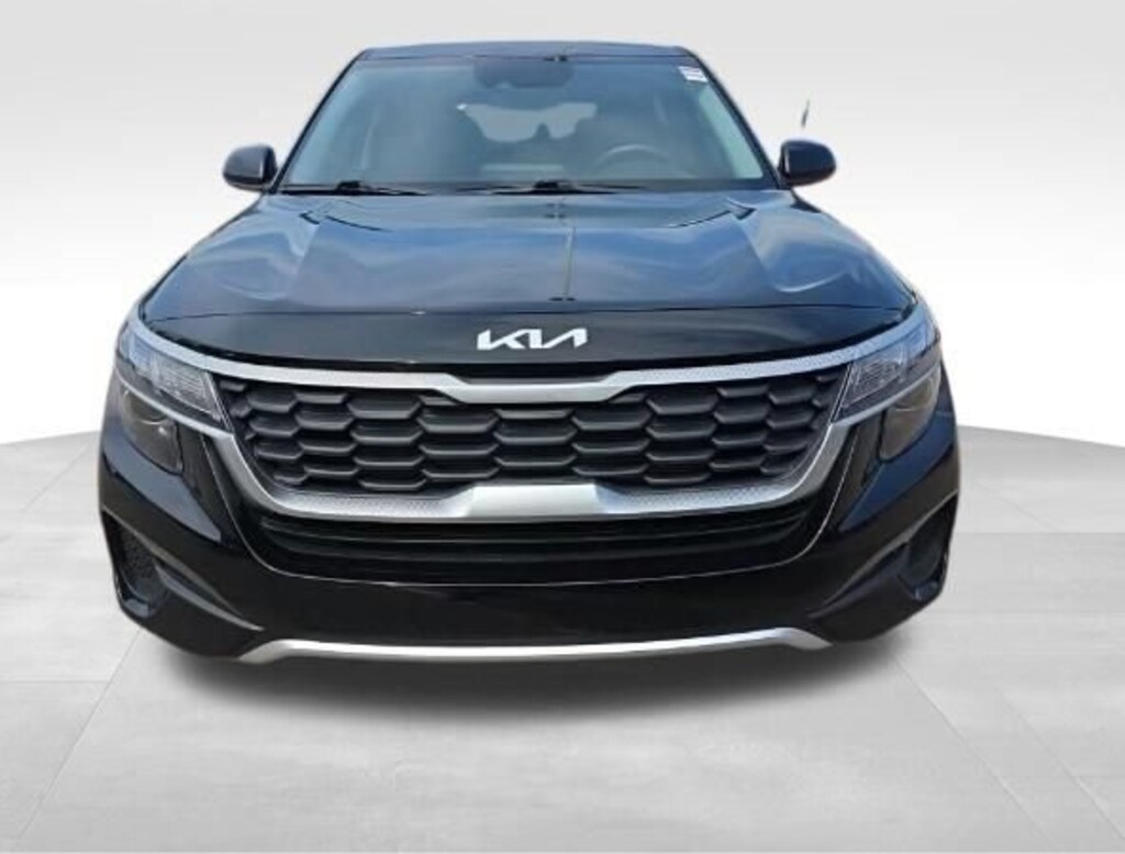 Used 2023 Kia Seltos LX SUV
