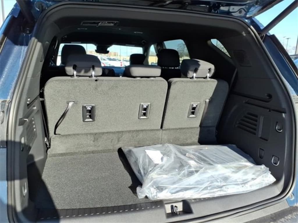 New 2026 Chevrolet Traverse LT SUV