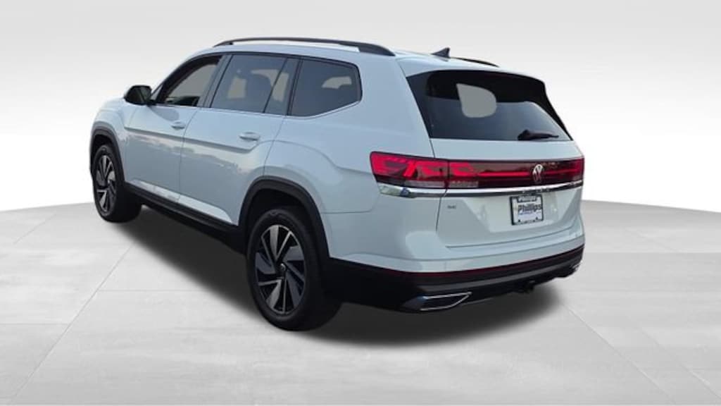 Used 2024 Volkswagen Atlas 2.0T SE w/Technology SUV