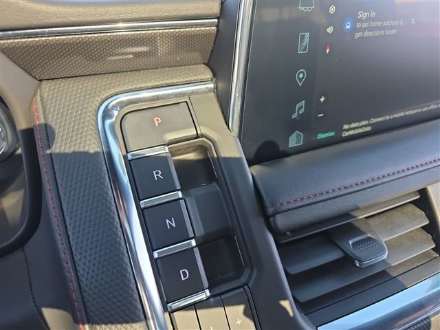 2022 Chevrolet Suburban RST - Photo 24