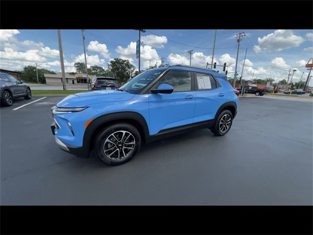 2024 Chevrolet Trailblazer LT photo 4