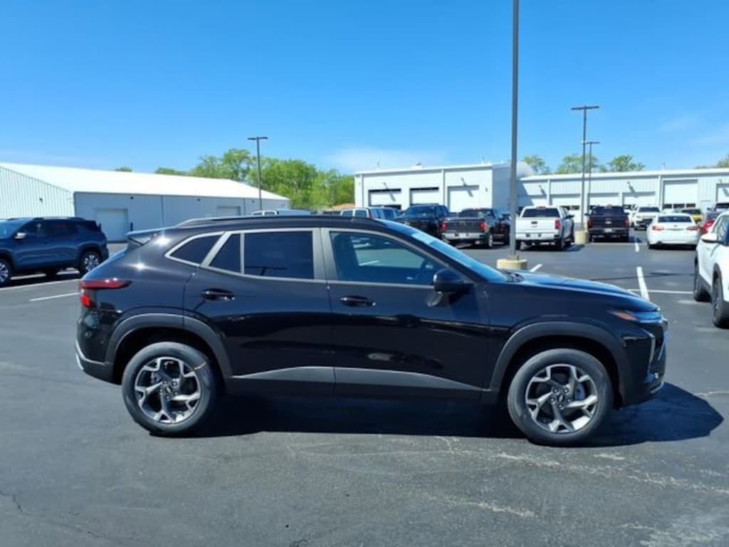 New 2026 Chevrolet Trax LT SUV