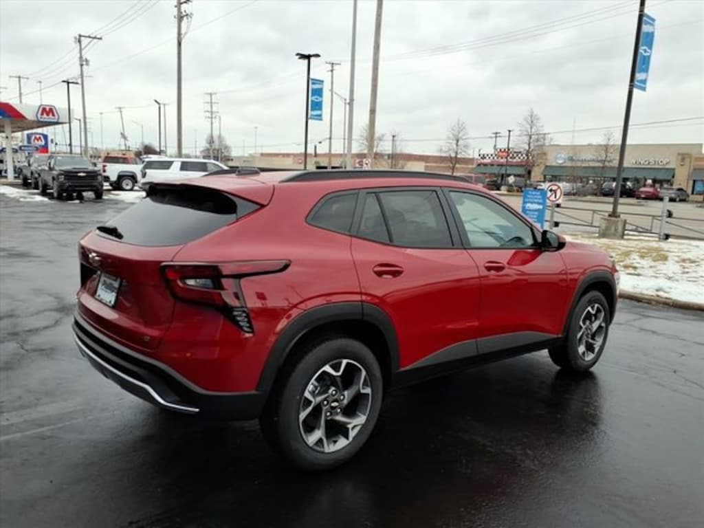 New 2026 Chevrolet Trax LT SUV