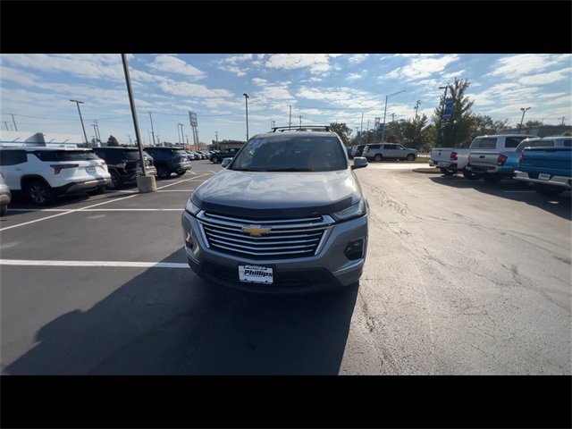 2023 Chevrolet Traverse Premier photo 3