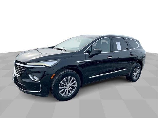 2023 Buick Enclave Essence's photo