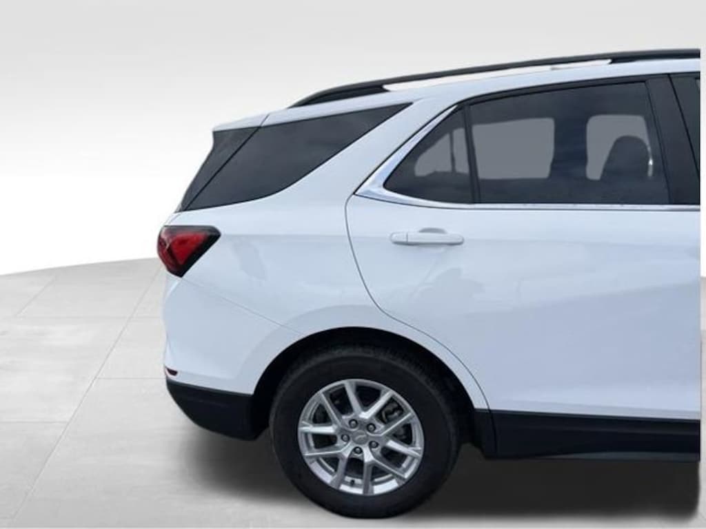 Used 2024 Chevrolet Equinox LT SUV