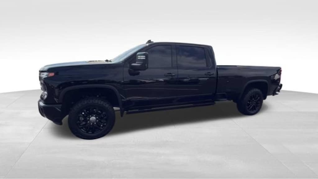 Used 2025 Chevrolet Silverado 2500 HD High Country Truck Crew Cab