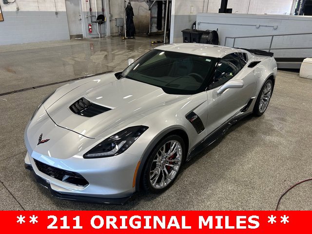 Used 2015 Chevrolet Corvette Z06 with VIN 1G1YS2D68F5609445 for sale in Lansing, IL