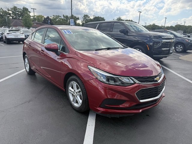 2018 Chevrolet Cruze LT photo 3