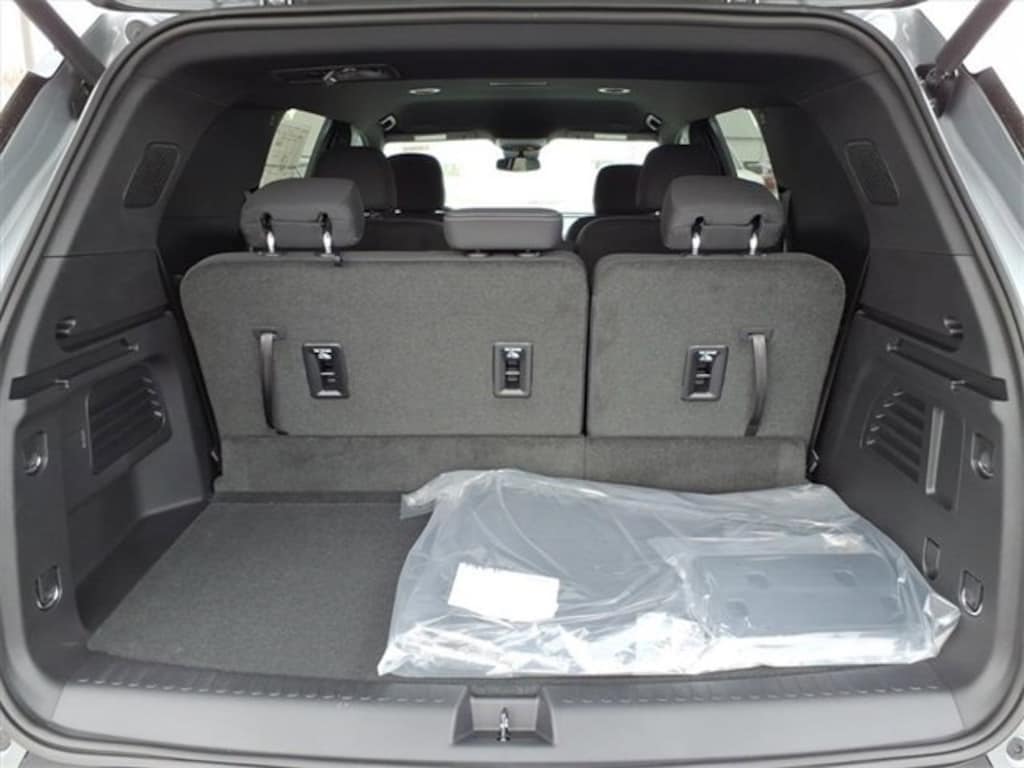 New 2026 Chevrolet Traverse LT SUV