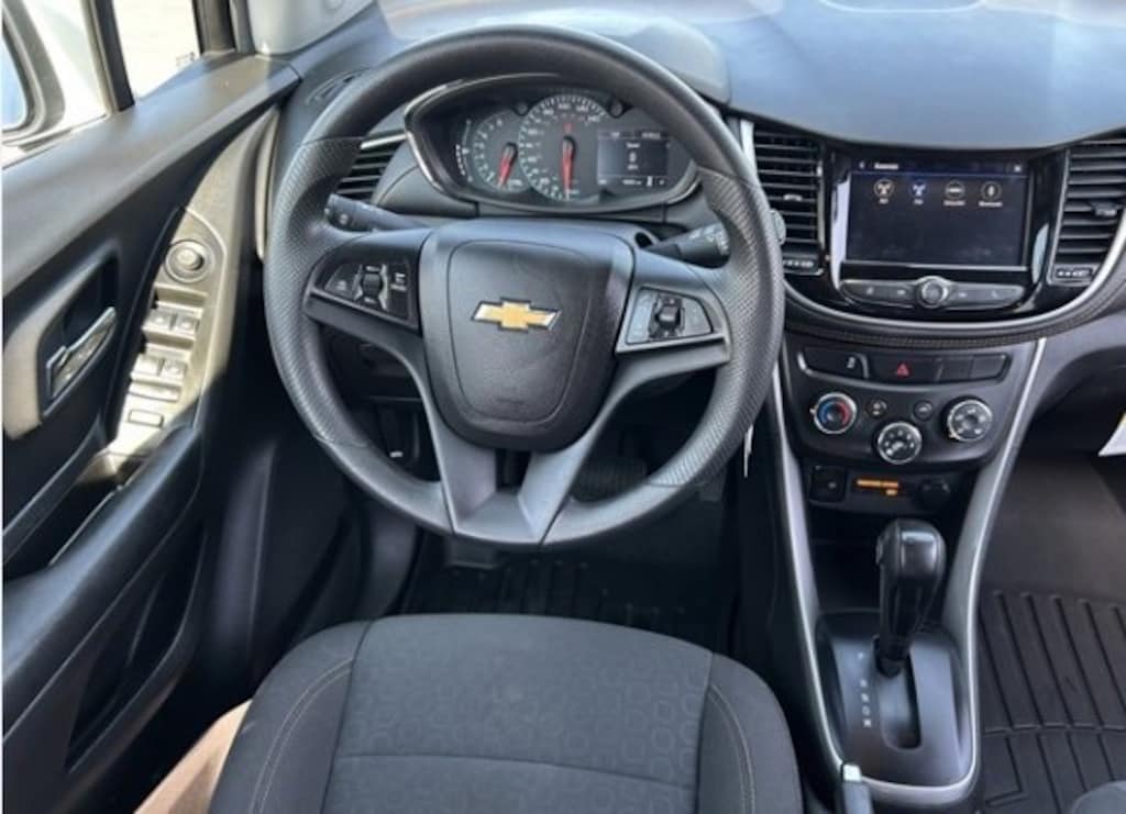 Used 2022 Chevrolet Trax LS SUV