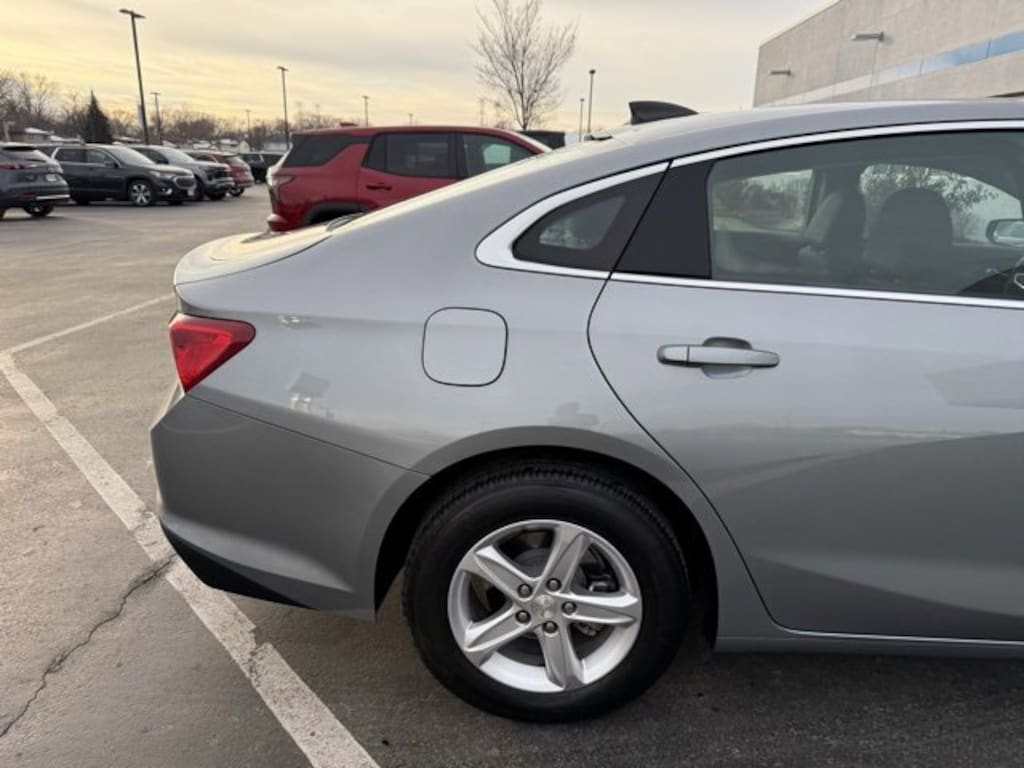 Used 2023 Chevrolet Malibu LS Car