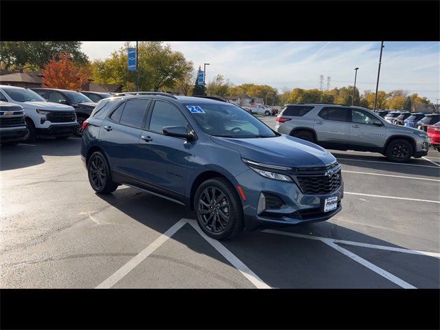 2024 Chevrolet Equinox RS photo 2