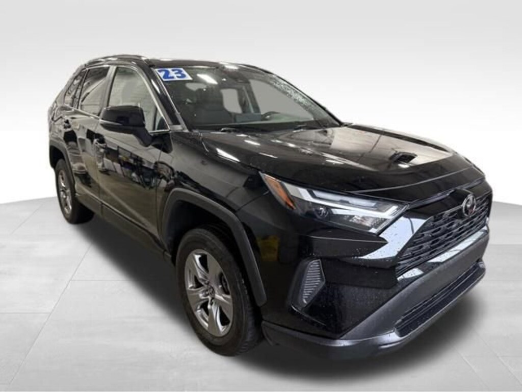 Used 2023 Toyota RAV4 XLE SUV