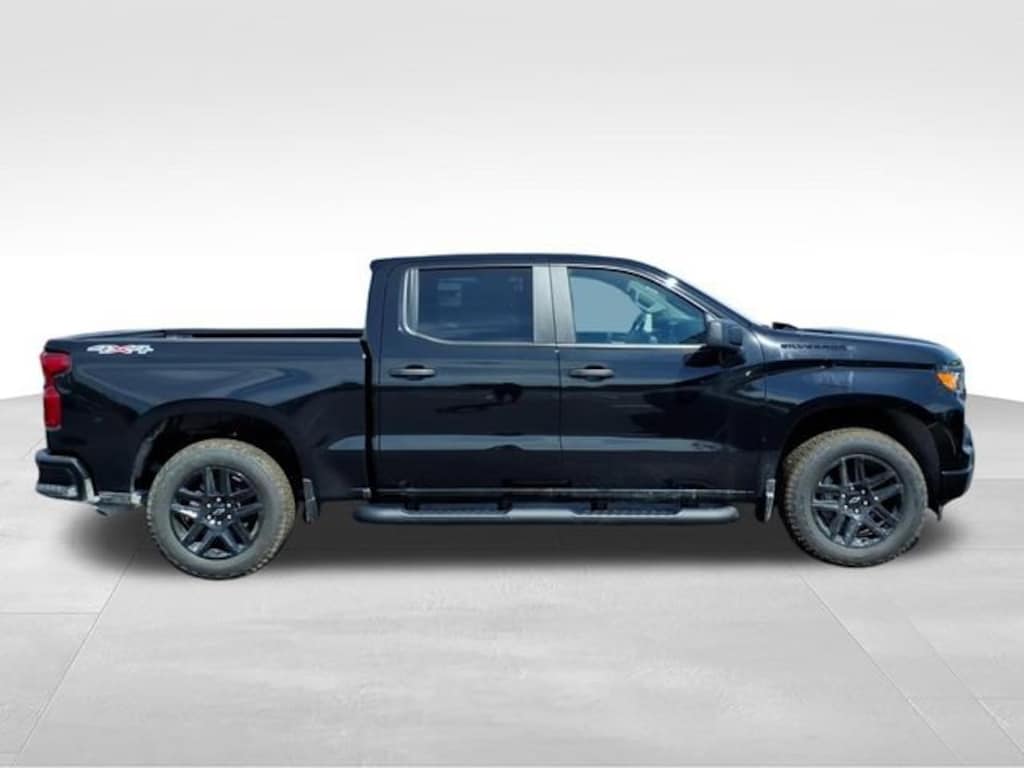 New 2026 Chevrolet Silverado 1500 Custom Truck