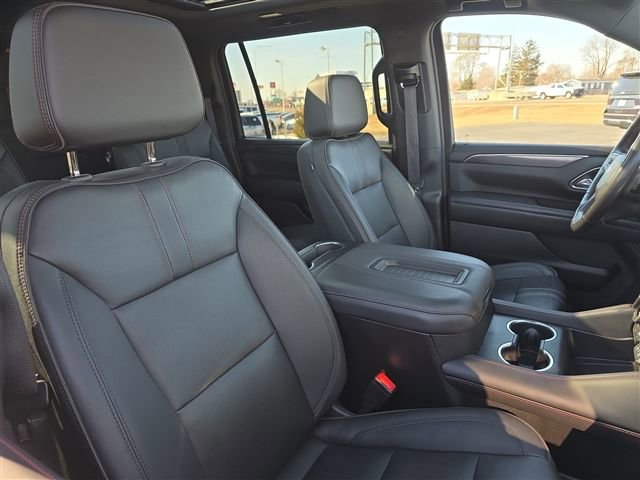 2022 Chevrolet Suburban RST - Photo 28