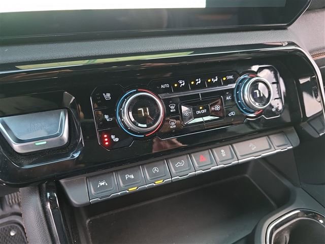 2025 GMC Sierra 1500 AT4 - Photo 19