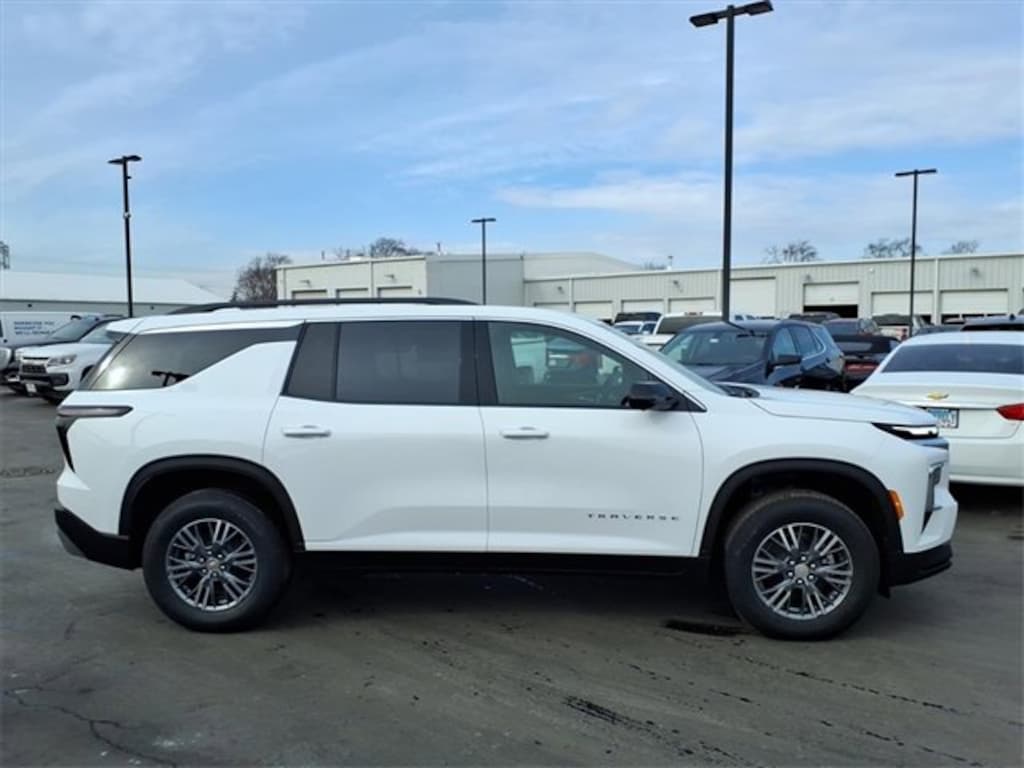 New 2026 Chevrolet Traverse LT SUV