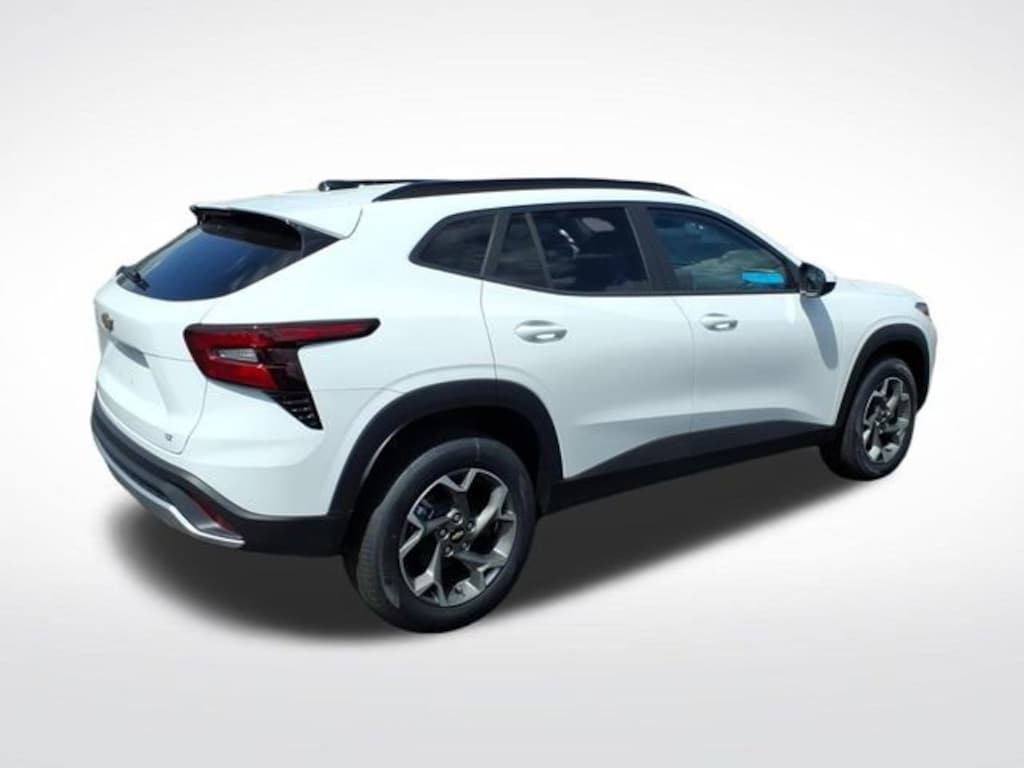 New 2026 Chevrolet Trax LT SUV