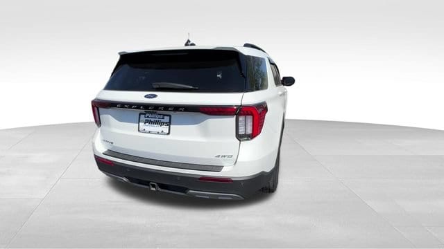 2026 Ford Explorer Active - Photo 7