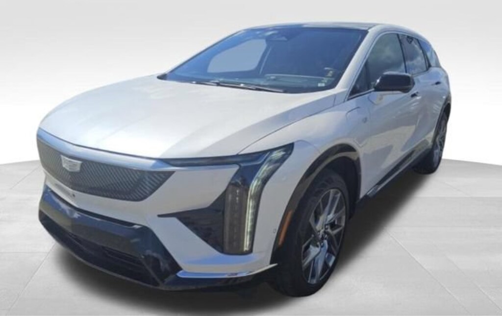 Used 2025 CADILLAC OPTIQ Luxury 2 SUV