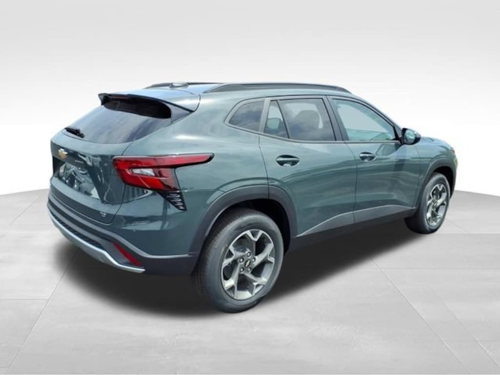 New 2026 Chevrolet Trax LT SUV