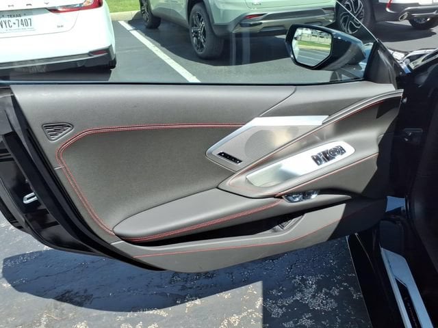 2026 Chevrolet Corvette 2LT - Photo 13