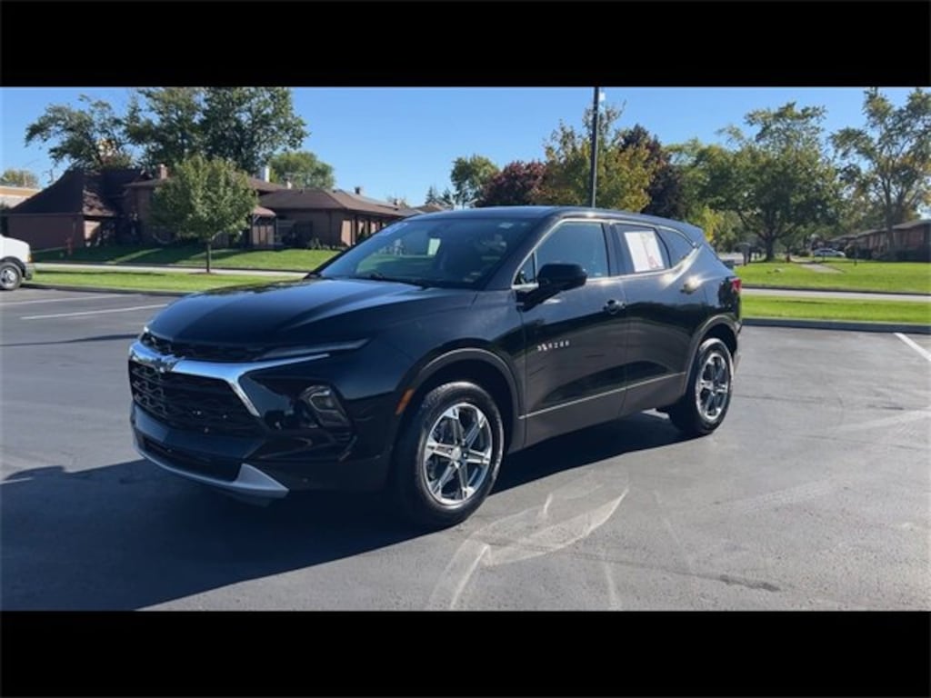 Used 2023 Chevrolet Blazer 2LT SUV