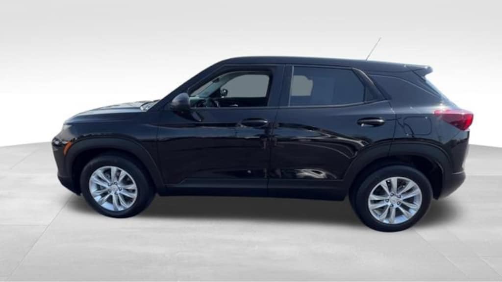 Used 2021 Chevrolet Trailblazer LS SUV