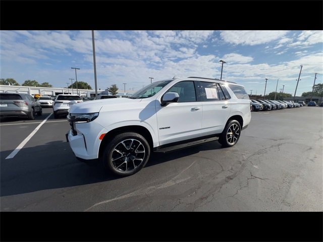 2024 Chevrolet Tahoe RST photo 3