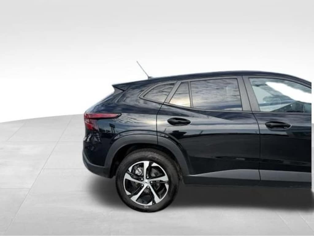 Used 2024 Chevrolet Trax 1RS SUV