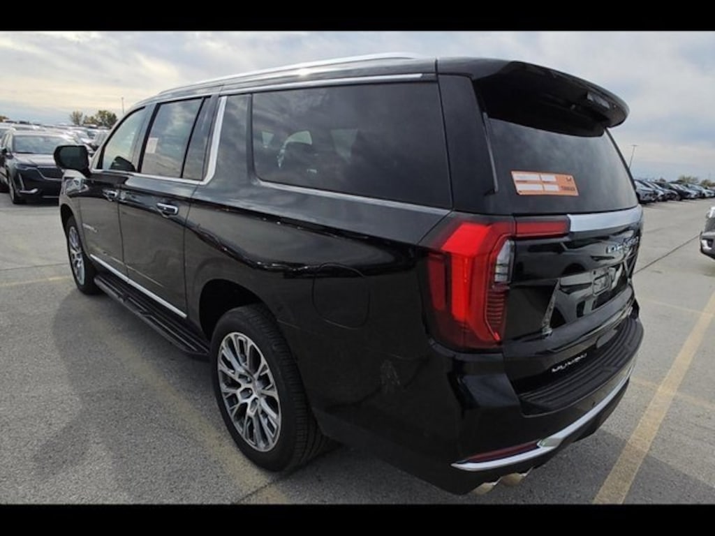 Used 2025 GMC Yukon XL Denali SUV