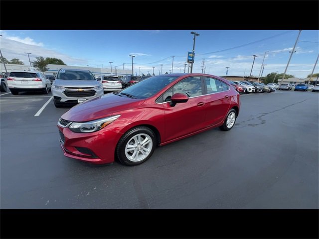 2018 Chevrolet Cruze LT photo 4
