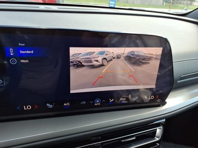 2026 Chevrolet Traverse LT - Photo 14