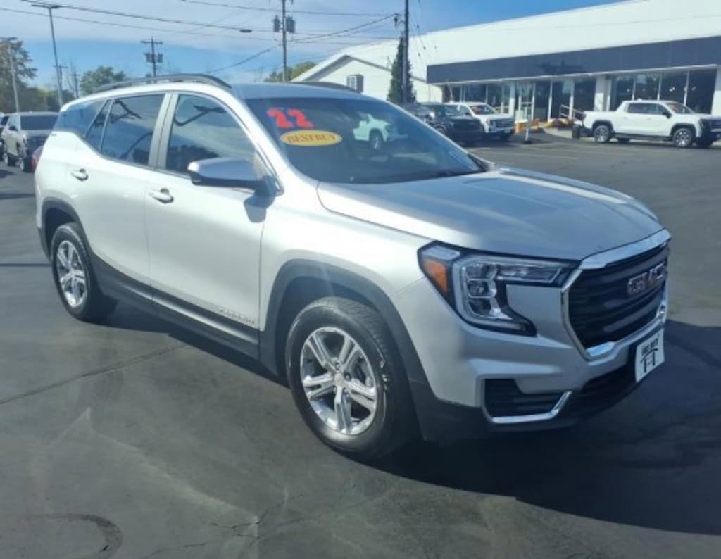 Used 2022 GMC Terrain SLE SUV