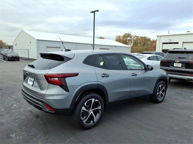 2026 Chevrolet Trax photo 3