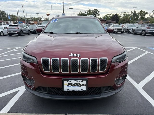 2019 Jeep Cherokee Latitude photo 2