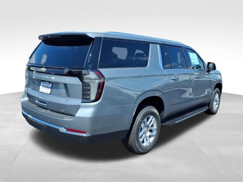New 2026 Chevrolet Suburban LT SUV