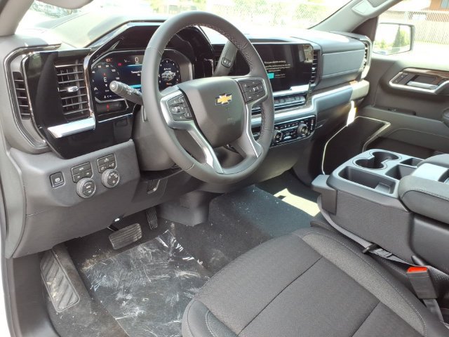 2026 Chevrolet Silverado 1500 LT - Photo 5
