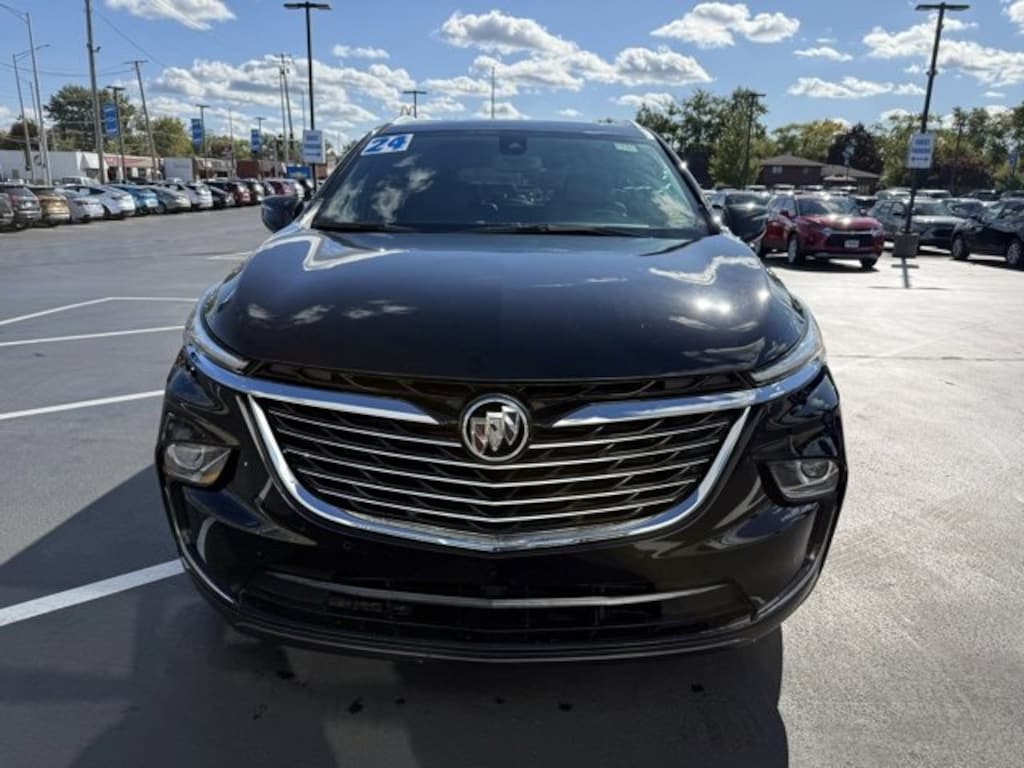 Used 2024 Buick Enclave Essence SUV