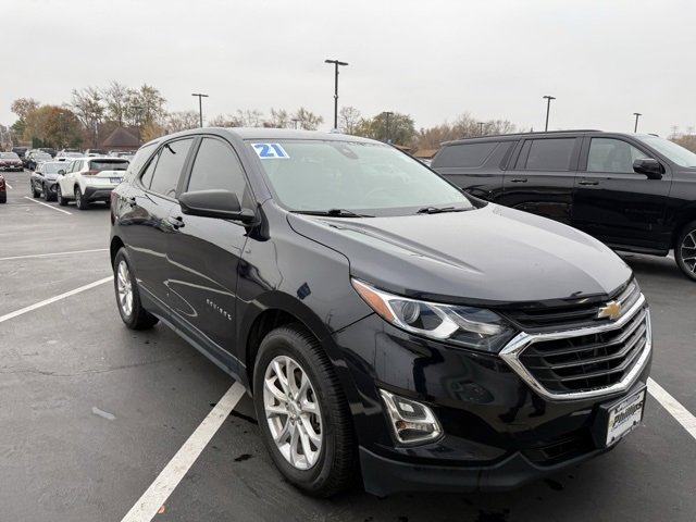 2021 Chevrolet Equinox LS photo 3