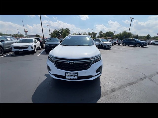 2023 Chevrolet Equinox RS photo 3