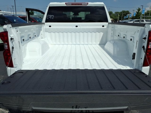 2026 Chevrolet Silverado 1500 LT - Photo 10