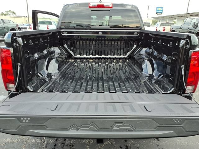 2026 Chevrolet Colorado Trail Boss - Photo 9