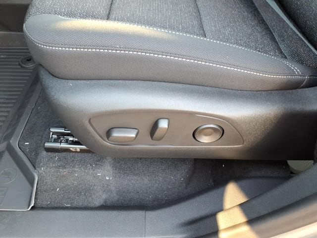 2026 Chevrolet Traverse LT - Photo 7