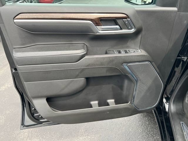 2023 GMC Sierra 1500 Elevation - Photo 11