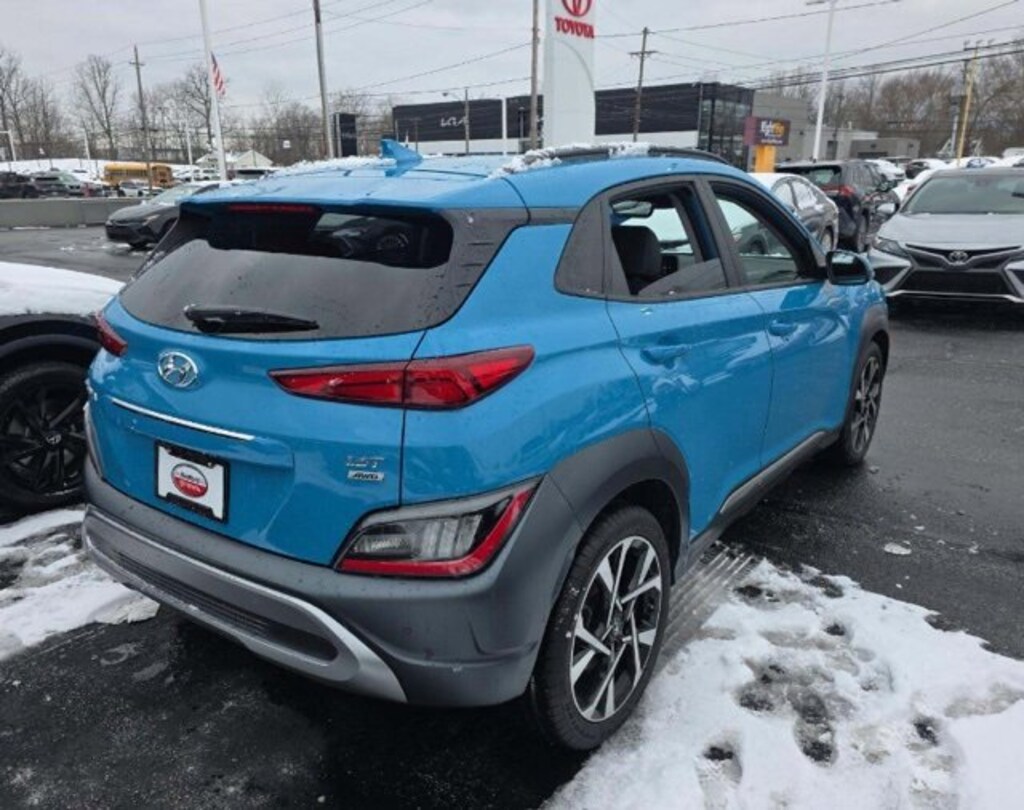 Used 2023 Hyundai Kona Limited